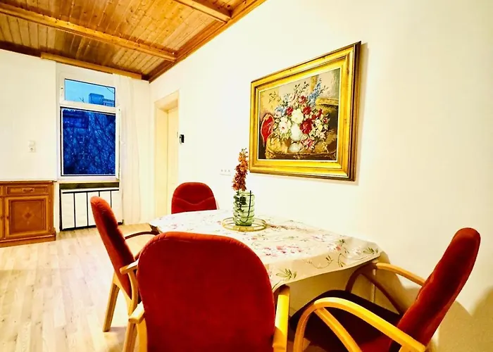 Apartmán Comfortable 4br For 12 Close To Fac Platz