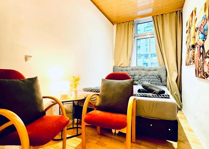 Comfortable 4br For 12 Close To Fac Platz Apartmán
