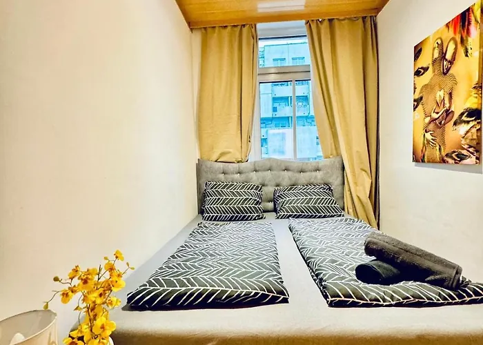 Comfortable 4br For 12 Close To Fac Platz