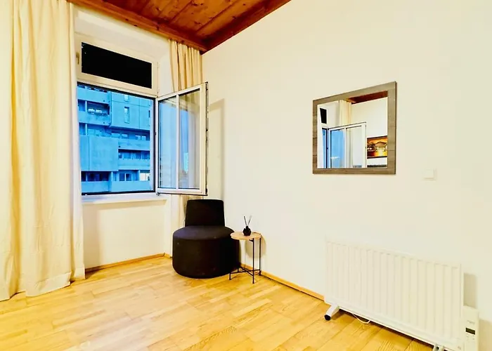 Apartment Comfortable 4br For 12 Close To Fac Platz *