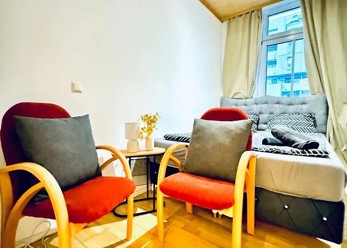 Comfortable 4br For 12 Close To Fac Platz Apartmán